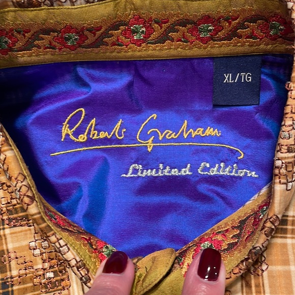Robert Graham limited edition button down shirt size XL - Picture 3 of 13